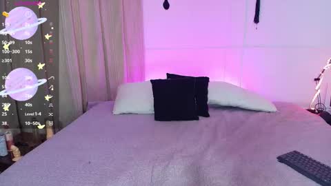 Blue online show from November 13, 2025, 4:17 pm