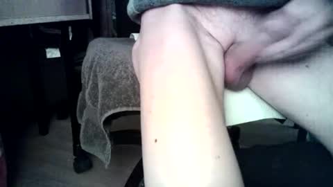 frenchchouchou online show from November 18, 2025, 8:35 pm