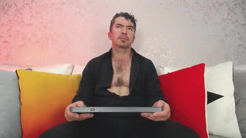 Juan k online show from November 20, 2025, 1:55 pm