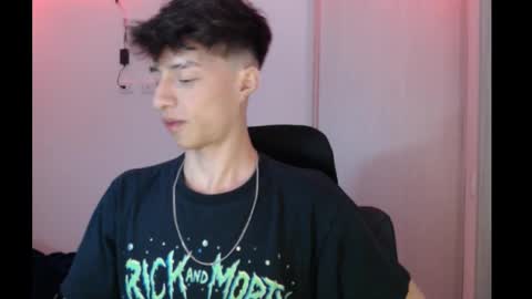 juanmres online show from November 20, 2025, 4:01 am