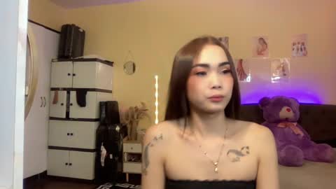 Snapshot of judiella chatting on December 10, 2024, 6:11 am EloiseMoree online show from December 10, 2024, 6:11 am