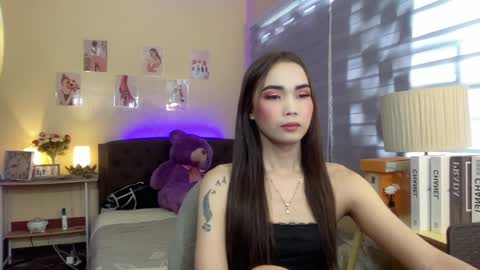 Snapshot of judiella chatting on December 18, 2024, 2:21 am EloiseMoree online show from December 18, 2024, 2:21 am