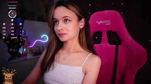 Angelina online show from December 10, 2024, 6:38 pm