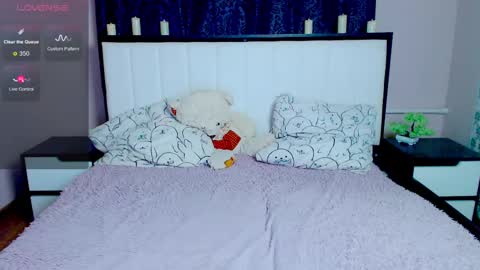 Diana For friends simple Di online show from March 8, 2025, 10:32 am