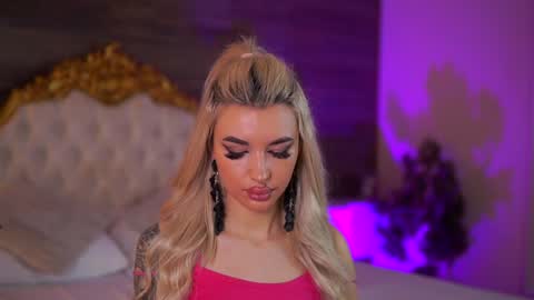 Snapshot of juicy_jessye chatting on January 29, 2025, 8:25 pm Jessye online show from January 29, 2025, 8:25 pm