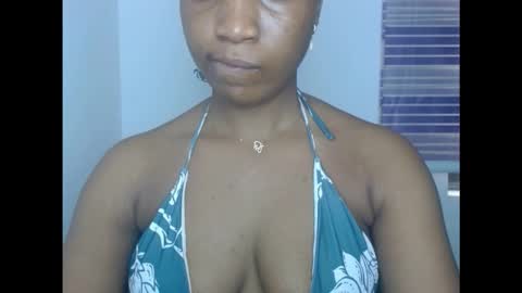 Snapshot of juicycuntx chatting on October 15, 2025, 9:31 am juicycuntx online show from October 15, 2025, 9:31 am