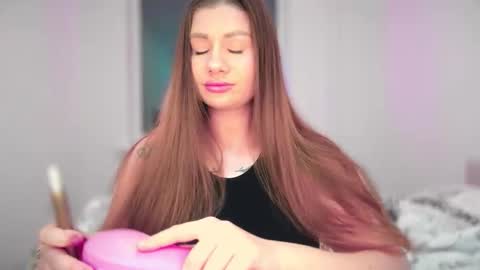 Snapshot of juicyhelenx chatting on November 20, 2025, 3:45 pm Elena online show from November 20, 2025, 3:45 pm