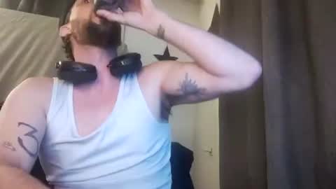 Snapshot of juicyj322 chatting on February 21, 2025, 7:23 am juicyj322 online show from February 21, 2025, 7:23 am