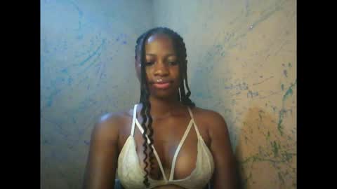 juicypiexx online show from November 12, 2025, 3:56 pm