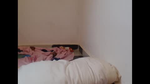 Snapshot of juicyxpink chatting on March 7, 2025, 2:45 pm juicyxpink online show from March 7, 2025, 2:45 pm