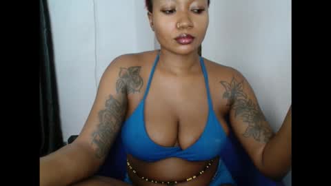 Snapshot of juicyxpink chatting on September 16, 2025, 1:12 pm juicyxpink online show from September 16, 2025, 1:12 pm