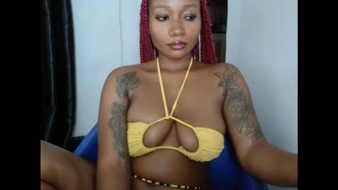 Snapshot of juicyxpink chatting on October 5, 2025, 11:13 pm juicyxpink online show from October 5, 2025, 11:13 pm