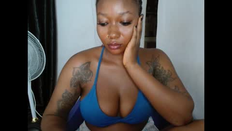 Snapshot of juicyxpink chatting on November 10, 2025, 11:48 pm juicyxpink online show from November 10, 2025, 11:48 pm