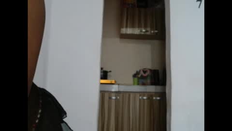 Snapshot of juicyxpink chatting on November 19, 2025, 11:54 am juicyxpink online show from November 19, 2025, 11:54 am