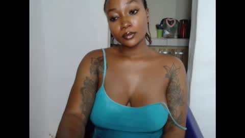 Snapshot of juicyxpink chatting on November 20, 2025, 11:48 pm juicyxpink online show from November 20, 2025, 11:48 pm