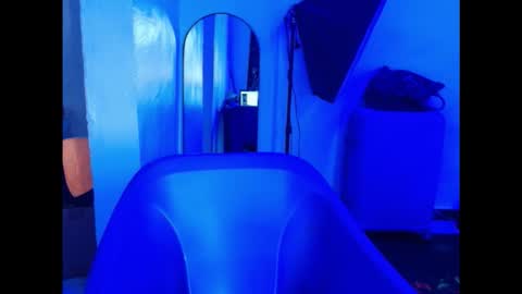 Snapshot of juicyxpink chatting on December 14, 2025, 1:38 pm juicyxpink online show from December 14, 2025, 1:38 pm