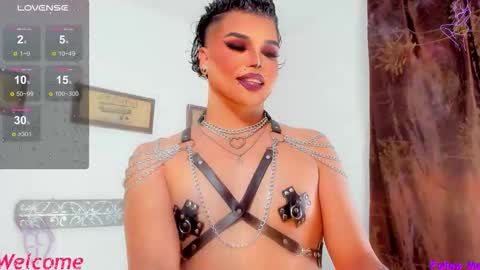 Jujubee online show from October 31, 2025, 2:18 pm