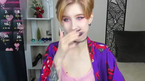 Snapshot of julescrown chatting on December 14, 2024, 1:17 am Jules online show from December 14, 2024, 1:17 am