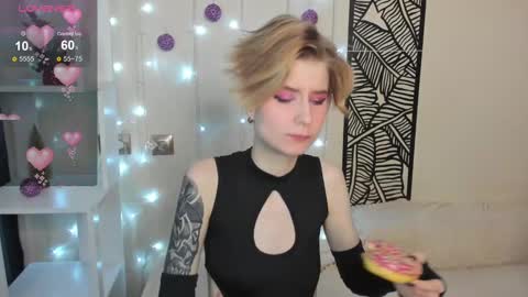 Snapshot of julescrown chatting on January 7, 2025, 4:39 am Jules online show from January 7, 2025, 4:39 am