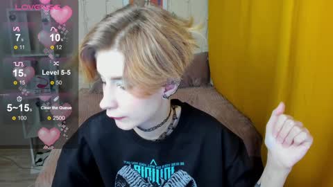 Snapshot of julescrown chatting on January 14, 2025, 1:36 am Jules online show from January 14, 2025, 1:36 am