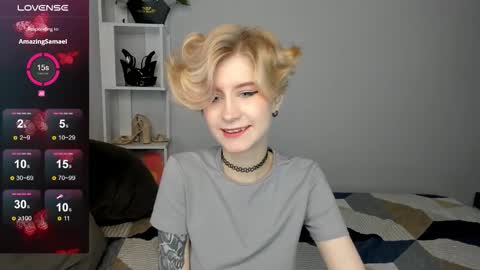 Snapshot of julescrown chatting on September 14, 2025, 1:05 am Jules online show from September 14, 2025, 1:05 am