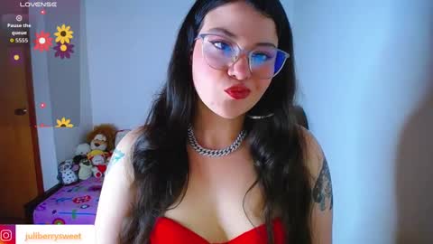 Juliana online show from October 10, 2025, 1:59 am