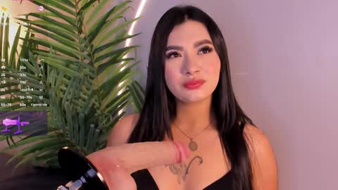 Snapshot of juli_casanova chatting on November 5, 2025, 12:16 pm juli_casanova online show from November 5, 2025, 12:16 pm