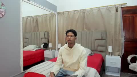 Snapshot of julian_billy chatting on January 30, 2025, 11:33 am julian billy online show from January 30, 2025, 11:33 am