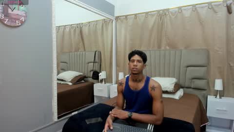 Snapshot of julian_billy chatting on February 5, 2025, 6:15 pm julian billy online show from February 5, 2025, 6:15 pm