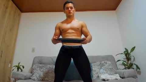 Snapshot of julian_wallace chatting on December 10, 2024, 4:13 am julian_wallace online show from December 10, 2024, 4:13 am