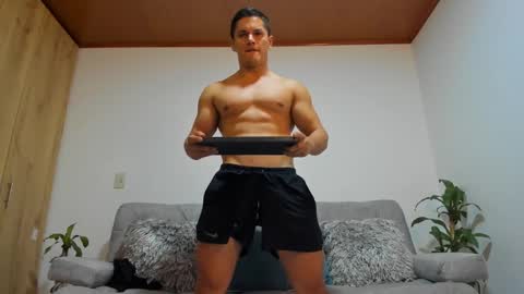 Snapshot of julian_wallace chatting on December 13, 2024, 1:37 am julian_wallace online show from December 13, 2024, 1:37 am