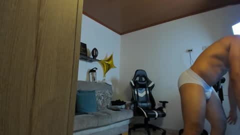 Snapshot of julian_wallace chatting on September 9, 2025, 3:00 pm julian_wallace online show from September 9, 2025, 3:00 pm