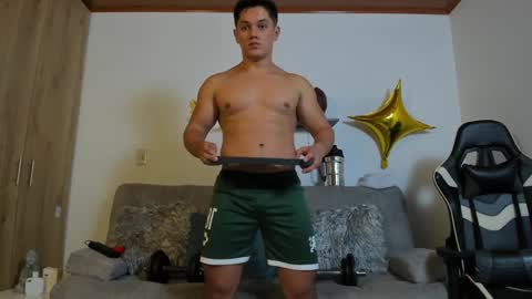 Snapshot of julian_wallace chatting on September 18, 2025, 4:31 pm julian_wallace online show from September 18, 2025, 4:31 pm