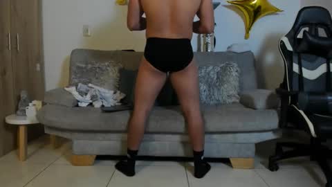 Snapshot of julian_wallace chatting on September 19, 2025, 5:02 pm julian_wallace online show from September 19, 2025, 5:02 pm