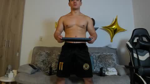 Snapshot of julian_wallace chatting on September 23, 2025, 4:32 pm julian_wallace online show from September 23, 2025, 4:32 pm