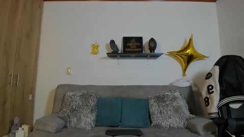 Snapshot of julian_wallace chatting on September 30, 2025, 2:11 pm julian_wallace online show from September 30, 2025, 2:11 pm