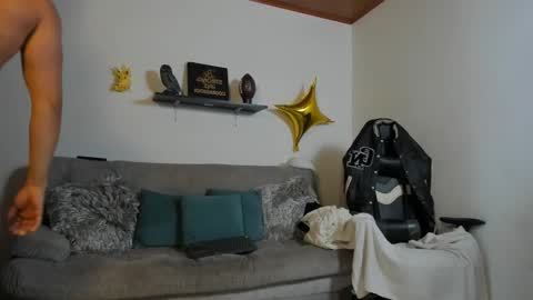 Snapshot of julian_wallace chatting on October 15, 2025, 6:52 pm julian_wallace online show from October 15, 2025, 6:52 pm