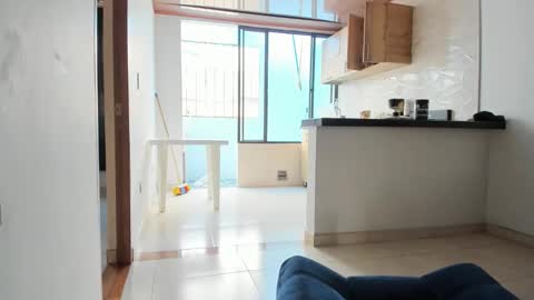 Snapshot of julian_wallace chatting on October 28, 2025, 3:14 pm julian_wallace online show from October 28, 2025, 3:14 pm