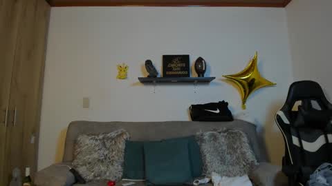 Snapshot of julian_wallace chatting on November 28, 2025, 3:47 pm julian_wallace online show from November 28, 2025, 3:47 pm