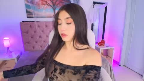  JULIANA CASTRO online show from November 1, 2025, 11:45 am