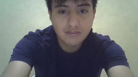 Snapshot of julianalvarez95 chatting on February 23, 2025, 4:57 pm Julian online show from February 23, 2025, 4:57 pm