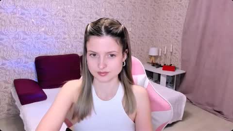 Snapshot of julie_flores chatting on December 26, 2024, 4:25 pm Julie online show from December 26, 2024, 4:25 pm
