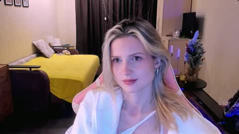 Julie online show from November 20, 2025, 3:12 pm