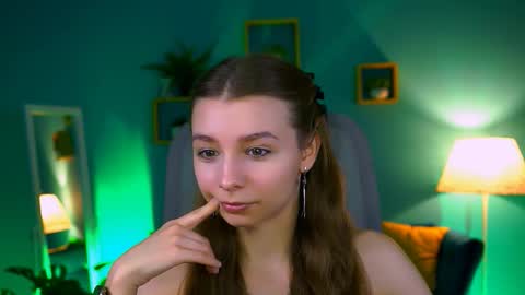 juliedaniel online show from October 21, 2025, 4:24 am