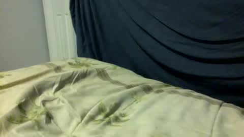 Snapshot of julienlongg chatting on January 17, 2025, 9:17 am Julien online show from January 17, 2025, 9:17 am