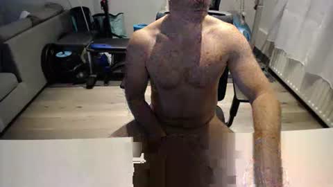 julienneedyou online show from September 30, 2025, 6:29 am