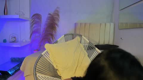 Juli online show from December 12, 2024, 11:03 pm