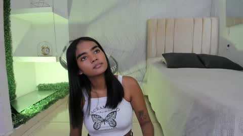 Juli online show from January 30, 2025, 7:26 pm