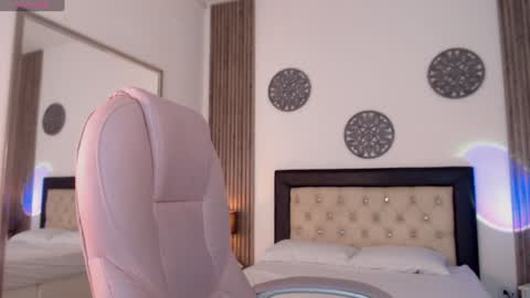 Julieta online show from December 14, 2024, 9:02 pm