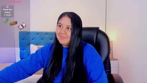Snapshot of julieta_miller01 chatting on September 28, 2025, 11:15 am Julieta Mille online show from September 28, 2025, 11:15 am
